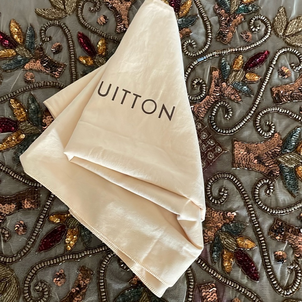 Big size Louis Vuitton large dust bag